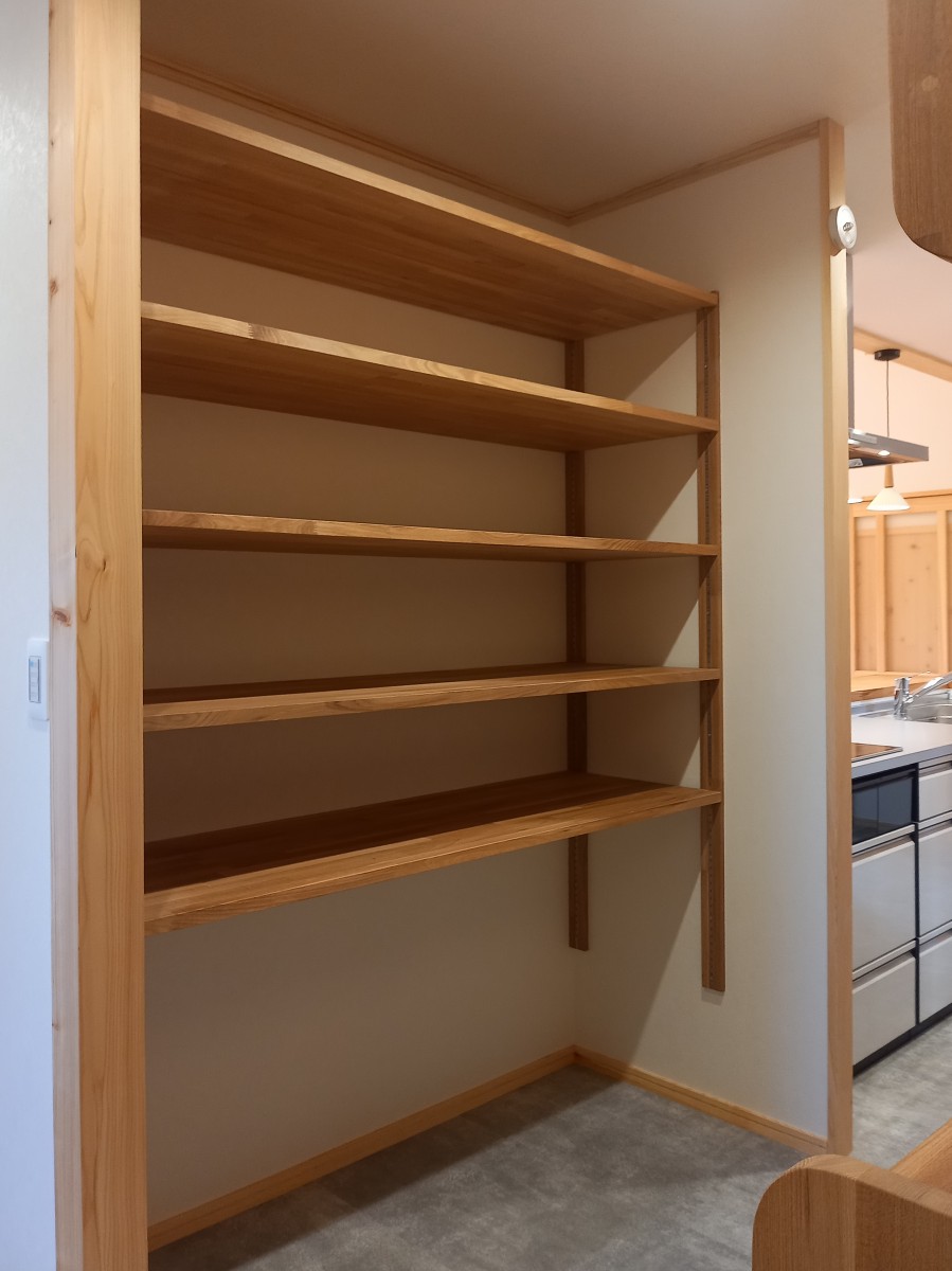 kitchenshelfnao3